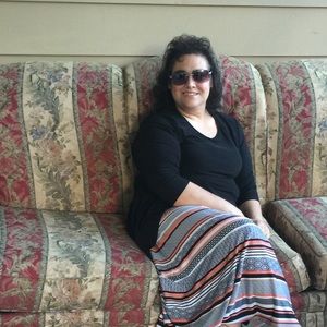 Meet your Posher, Lori