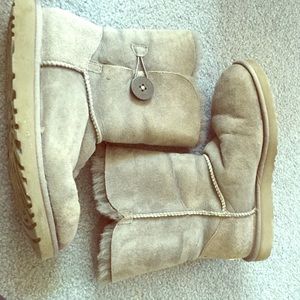 Gray Bailey Button Ugg Boots