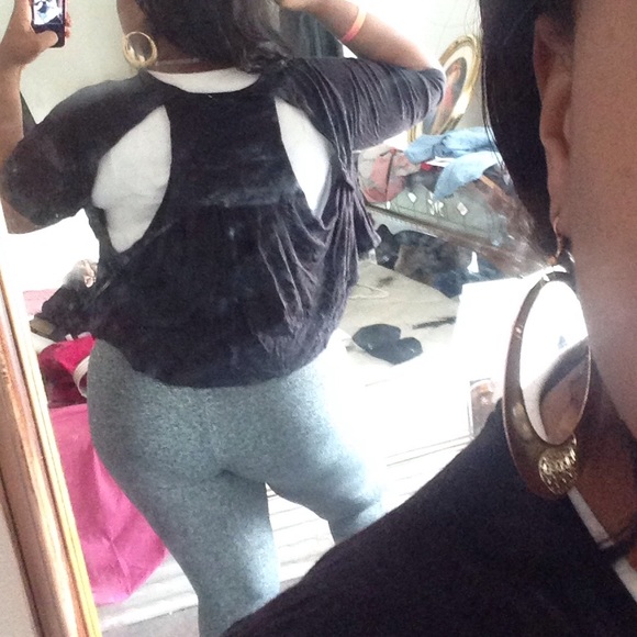 Black crop top ONLY - Picture 2 of 2