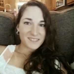 Meet your Posher, Katelyn