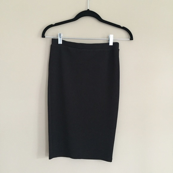 Black pencil skirt