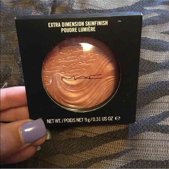 Mac extra dimension skin finish
