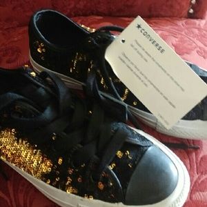 BLack/Gold Sequence Converse
