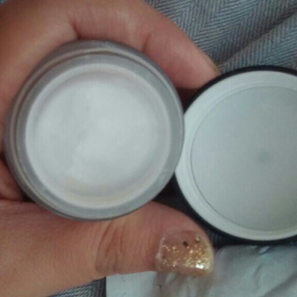 High definition Powder - Picture 3 of 3