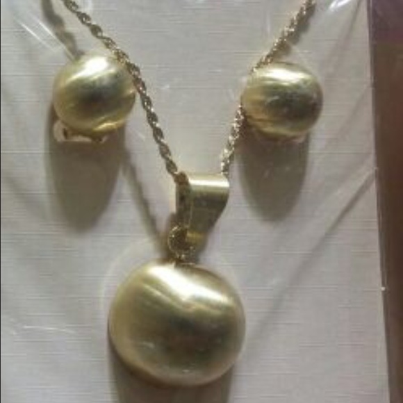 Earrings and Pendant