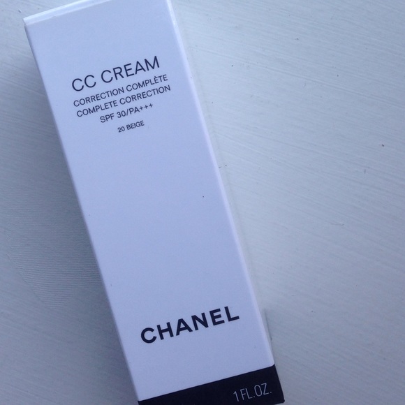 Brand New With Box CHANEL CC Cream in 20 Beige