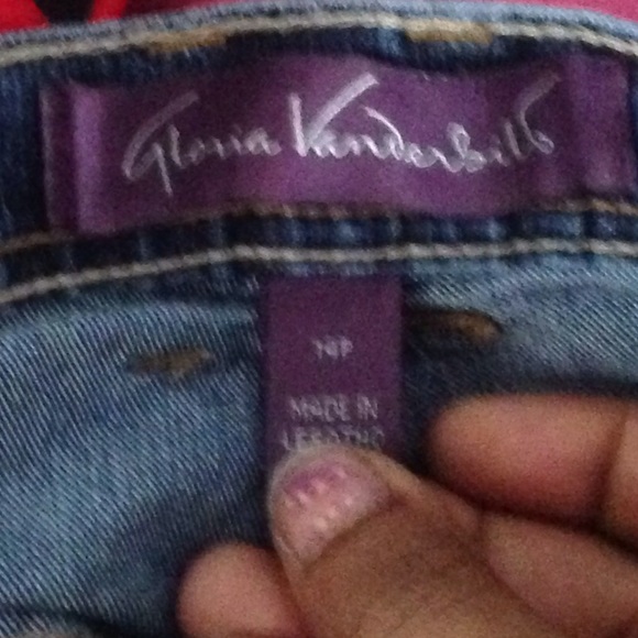 Jeans😋 - Picture 3 of 4