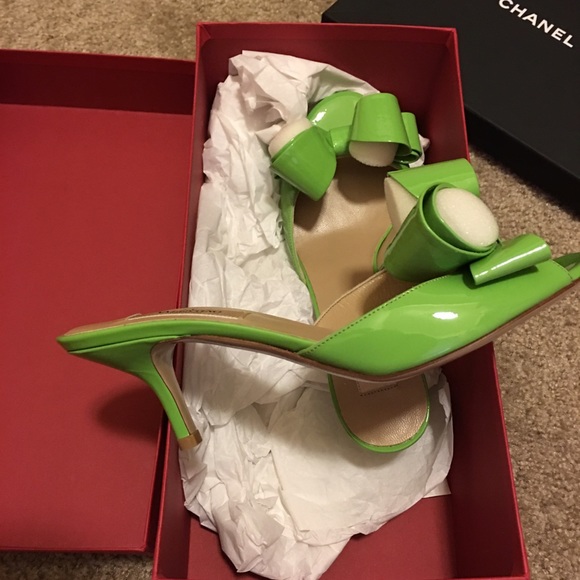 Valentino Shoes - Picture 2 of 4