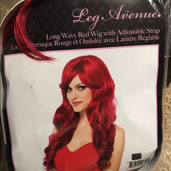 Red wig by leg avenue - Picture 1 of 3