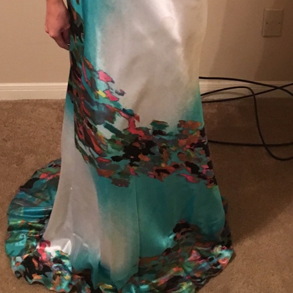 Open back mermaid dress