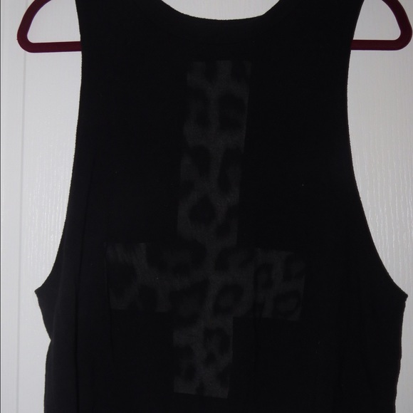 BLACK MUSCLE TEE WITH CHEETAH CROSS - Picture 2 of 2
