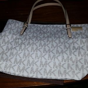 Michael Kors purse