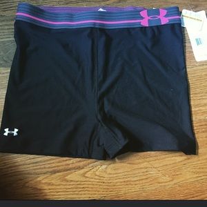 NWT Under Armor Compression Shorts Size M