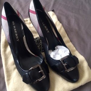 🔴 NEW Burberry Heels