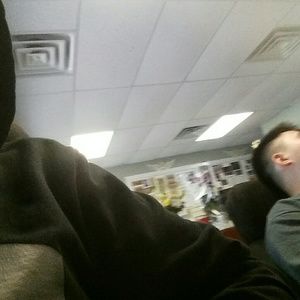 Meet your Posher, Elvis