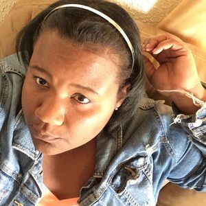 Meet your Posher, Dawanna