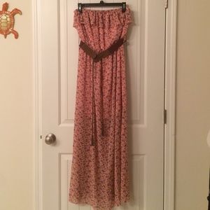 Dresses - Cute floral print dress with belt Dresses - Cute floral print dress with belt