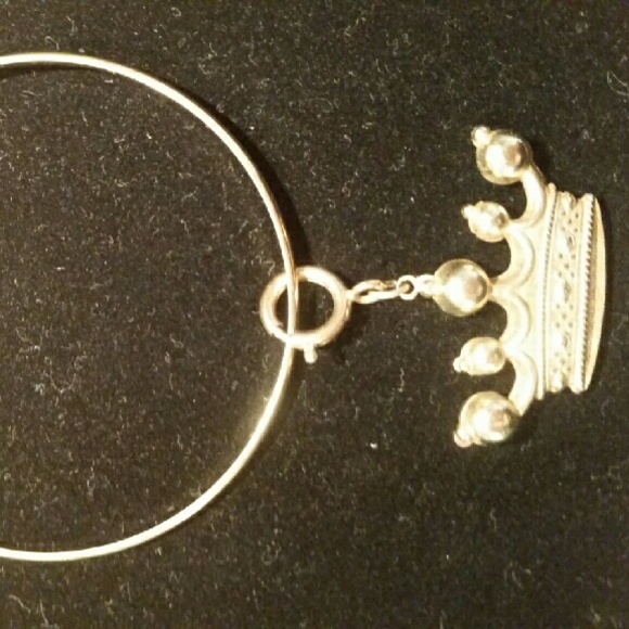 Catherine Popesco Charm.