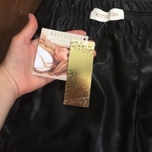 Jessie James decker kittenish Ross leggings