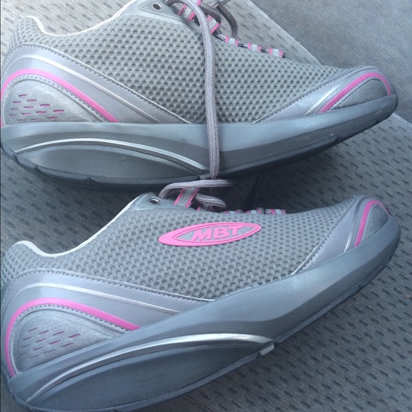 MBT running  sneakers offers welcome !!!