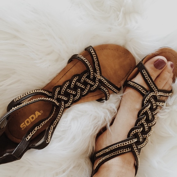 Sandals - Picture 4 of 4
