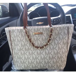 AUTHENTIC MICHAEL KORS & WALLET BUNDLE