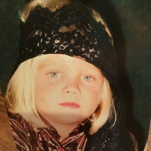 Meet your Posher, Alexandra