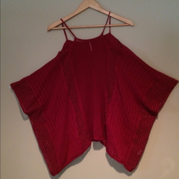 Free People Tops - Burgundy Flowy Poncho 🌿