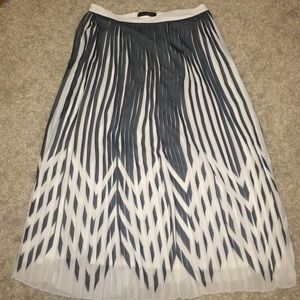 Banana Republic chiffon pleated midi skirt