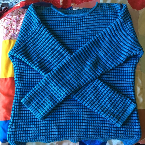 Liz Claiborne cozy cable knit sweater