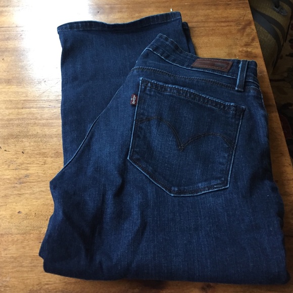 Levi's Demi curve boot cut skinny