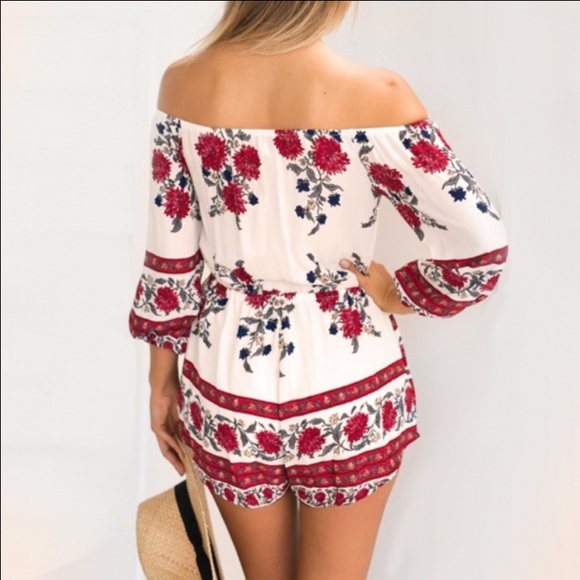 Floral Off Shoulder Romper. - Picture 2 of 4