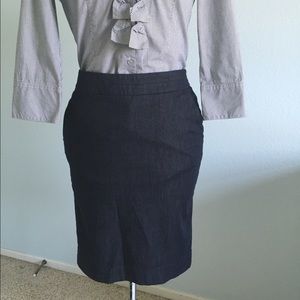 Loft Chambray Fully-lined Pencil Skirt