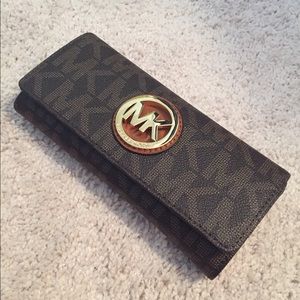 Brand New Brown Michael Kors Wallet