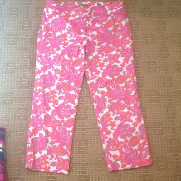 Cute Lilly Pulitzer capris
