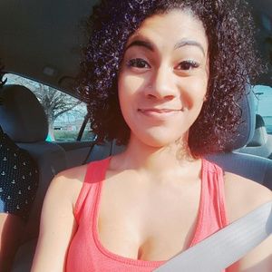 Meet your Posher, Amber