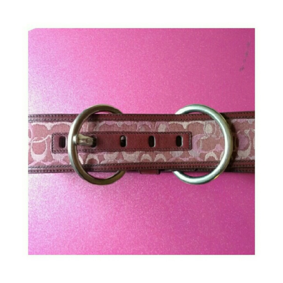 Coach Signature Belt