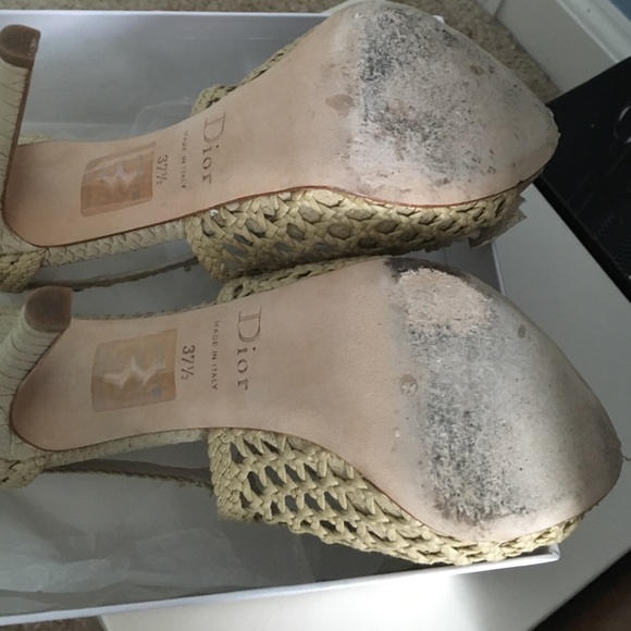 DIOR Twist Sandal SALE! - Picture 4 of 4