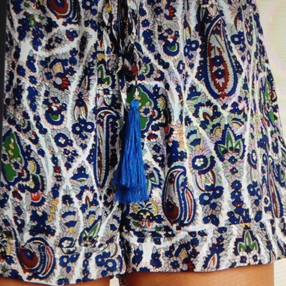 LONGSLEEVE PRINT ROMPER-PRICE IS FIRM - Picture 4 of 8