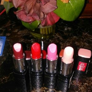 Meet your Posher, Ana