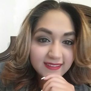 Meet your Posher, Karla