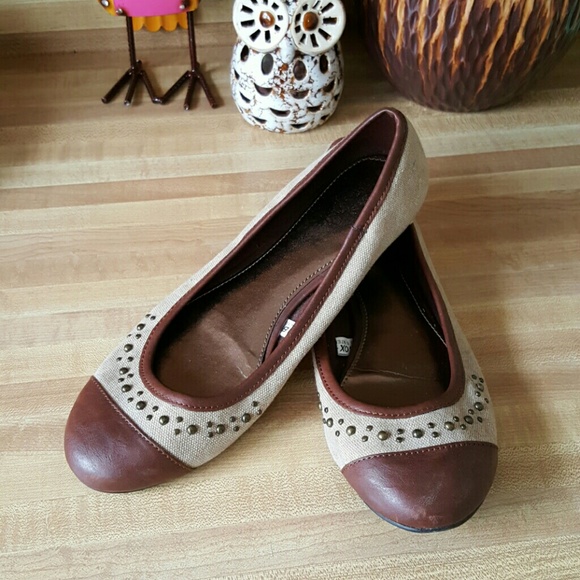 Mossimo Flats