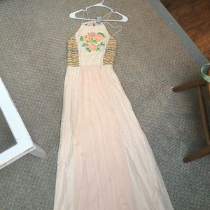 Maxi dress, embroidered top