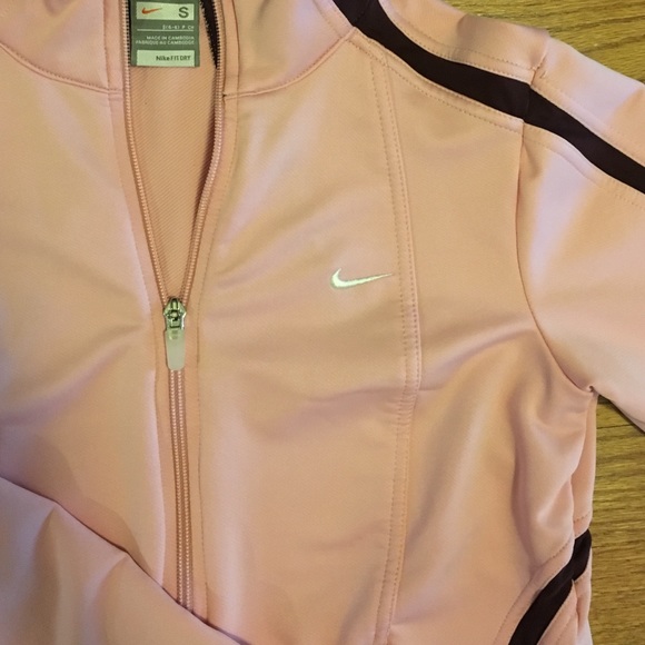 NIKE Pink Zip-Up Dryfit Jacket - Picture 2 of 4