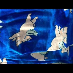 NWOT flying pig leggings OS
