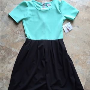 LuLaRoe Amelia Dress with Pockets