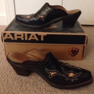 Ariat mules