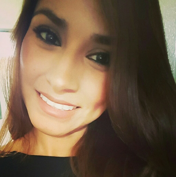 Meet your Posher, Araceli