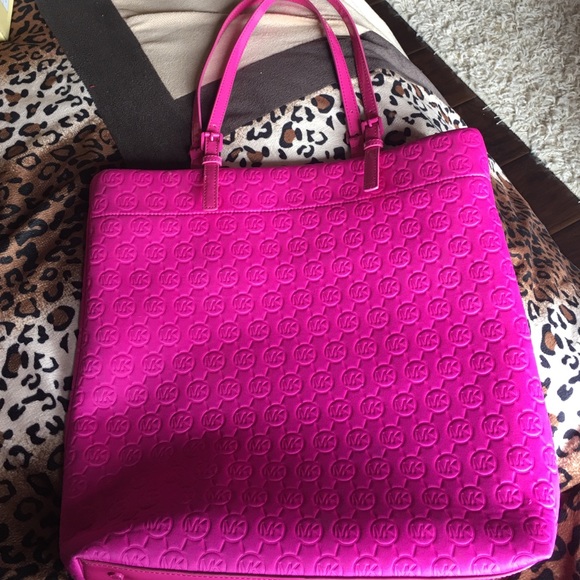 Michael Kors tote bag hot pink