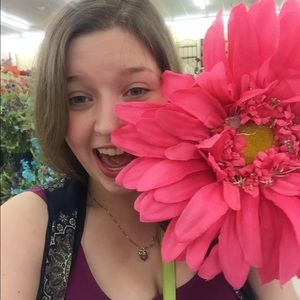 Meet your Posher, Rachel